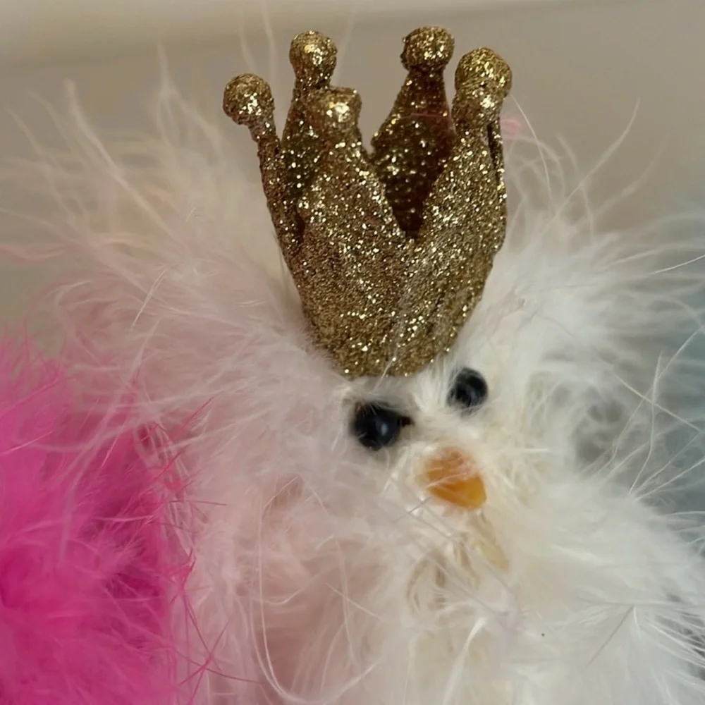 NEW Pier 1 Imports 4ct Marabou Crown Chicks, Assorted